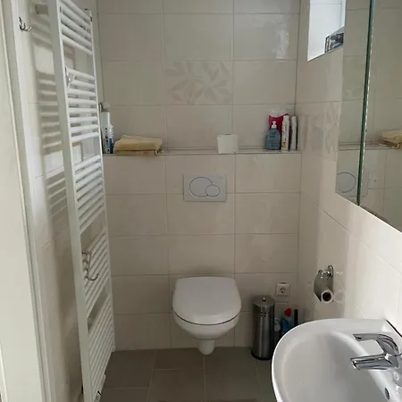 Unter Linden Apartment *